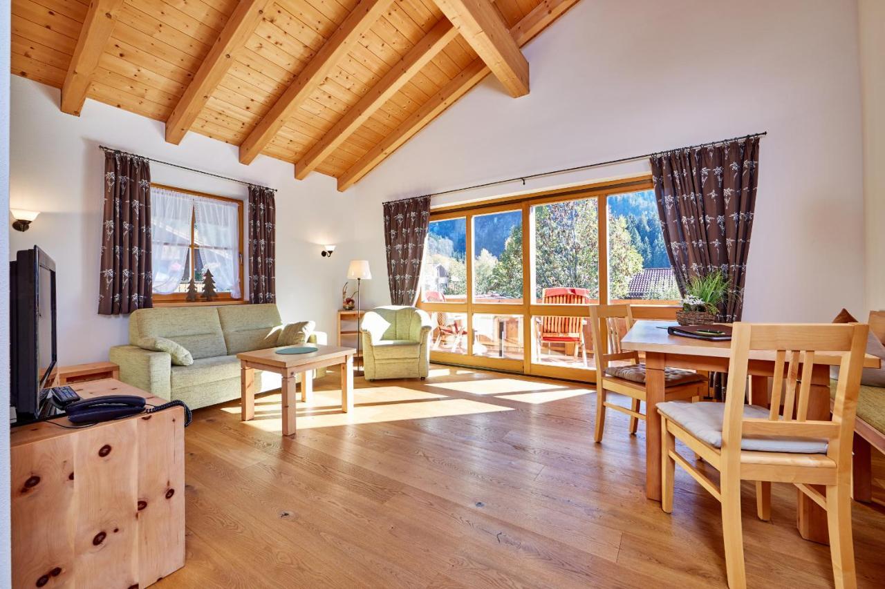 Ferienhaus Alpinissimo Oberammergau Buitenkant foto